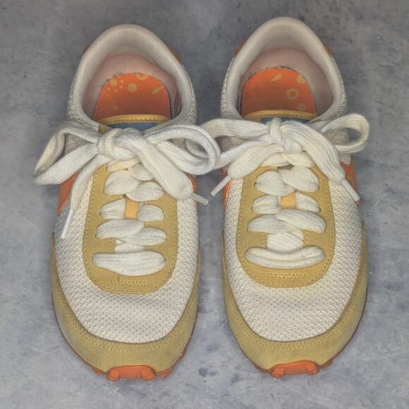 Nike Women's Daybreak Sneakers Paisley Swoosh Pale Ivory Magma Orange, Size 6.5 - Picture 8 of 14
